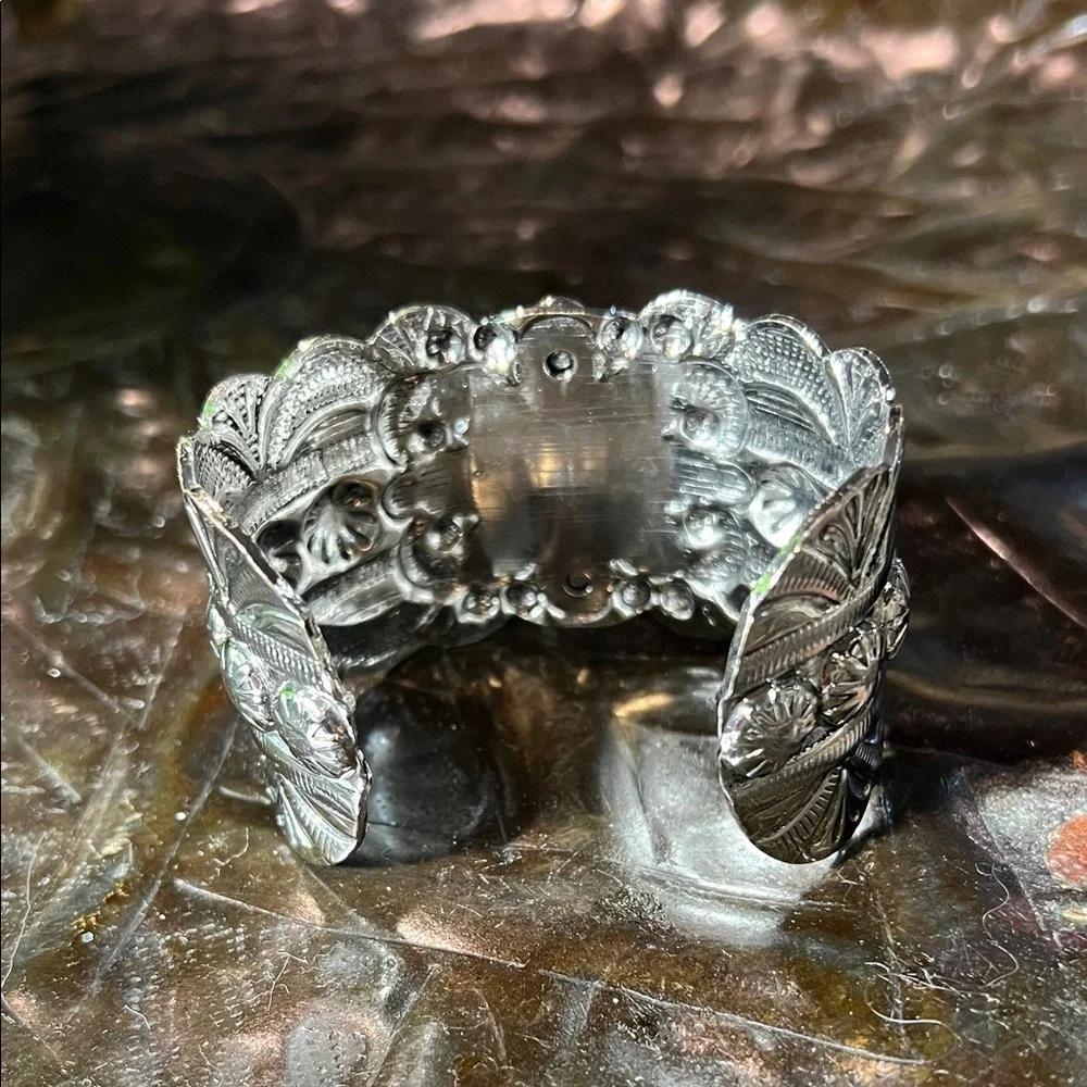 Turquoise and Silver Floral Cuff Bracelet. WA466
